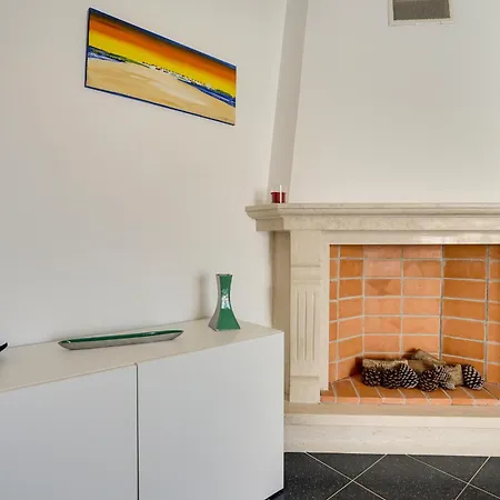 Sun & Surf Apartment *