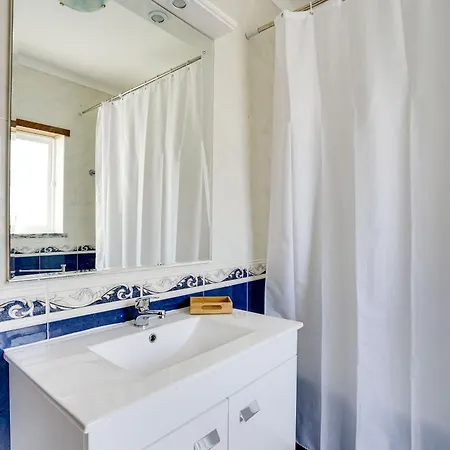 Sun & Surf Apartment *